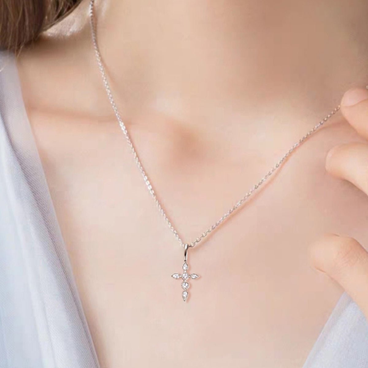 925 Sterling Silver Moissanite Cross Pendant Necklace - AMVIM
