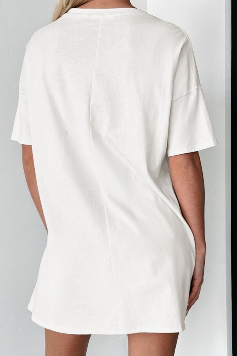 Bow Graphic Round Neck Short Sleeve T - Shirt - AMVIM