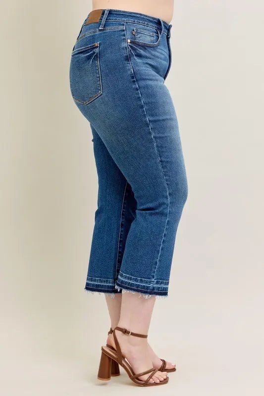 High - Rise Kick Flare Jeans With Raw Hem – Vintage Fit - AMVIM