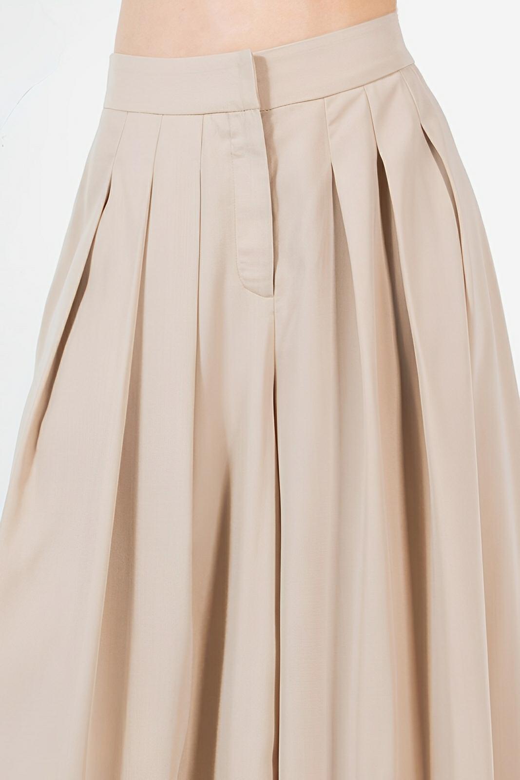 Large Hem Wide Leg Pleated Solid Pants - AMVIM