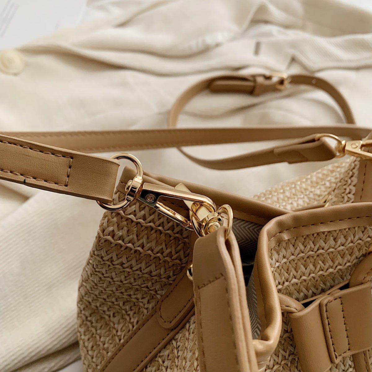Straw Braided Shoulder Bag - AMVIM
