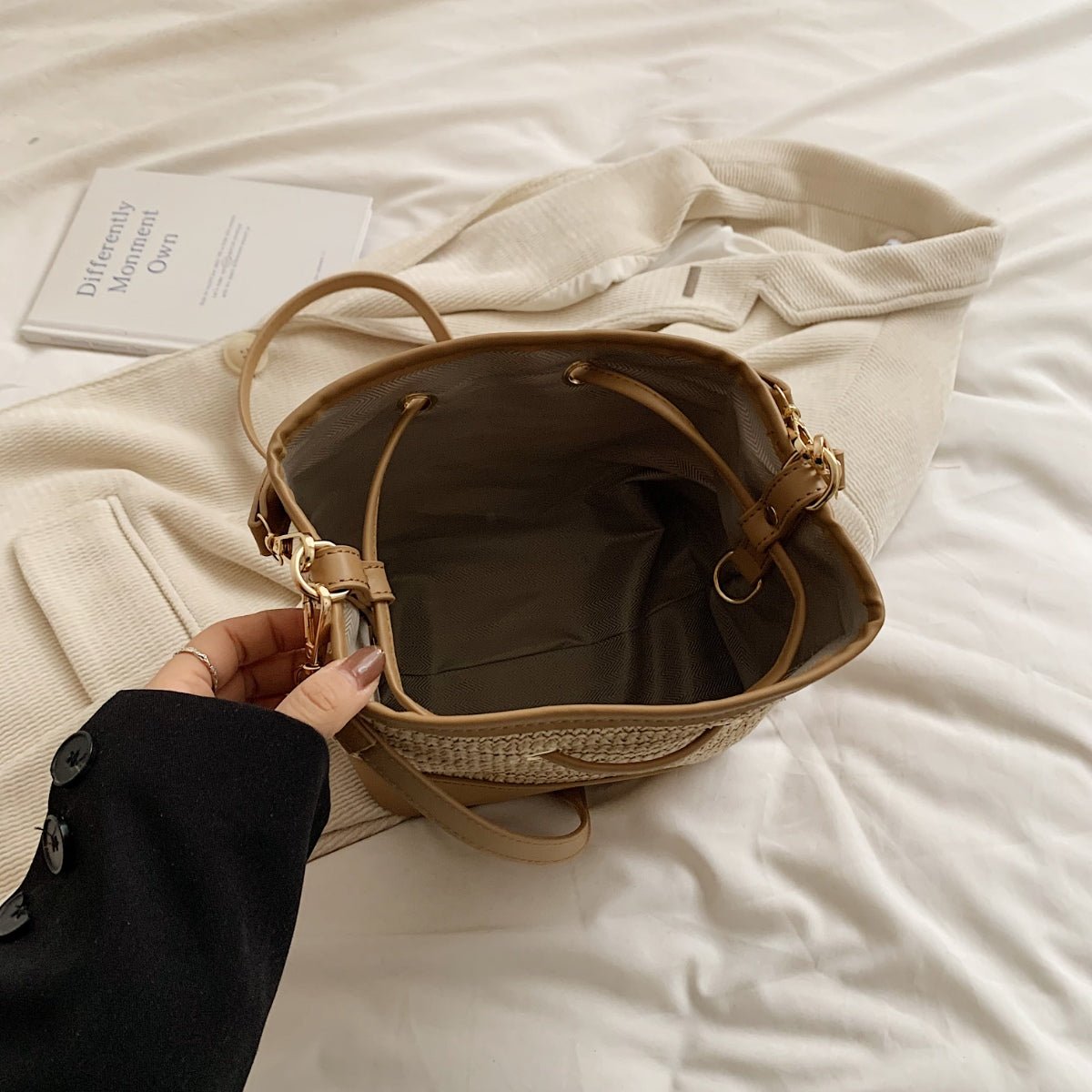 Straw Braided Shoulder Bag - AMVIM