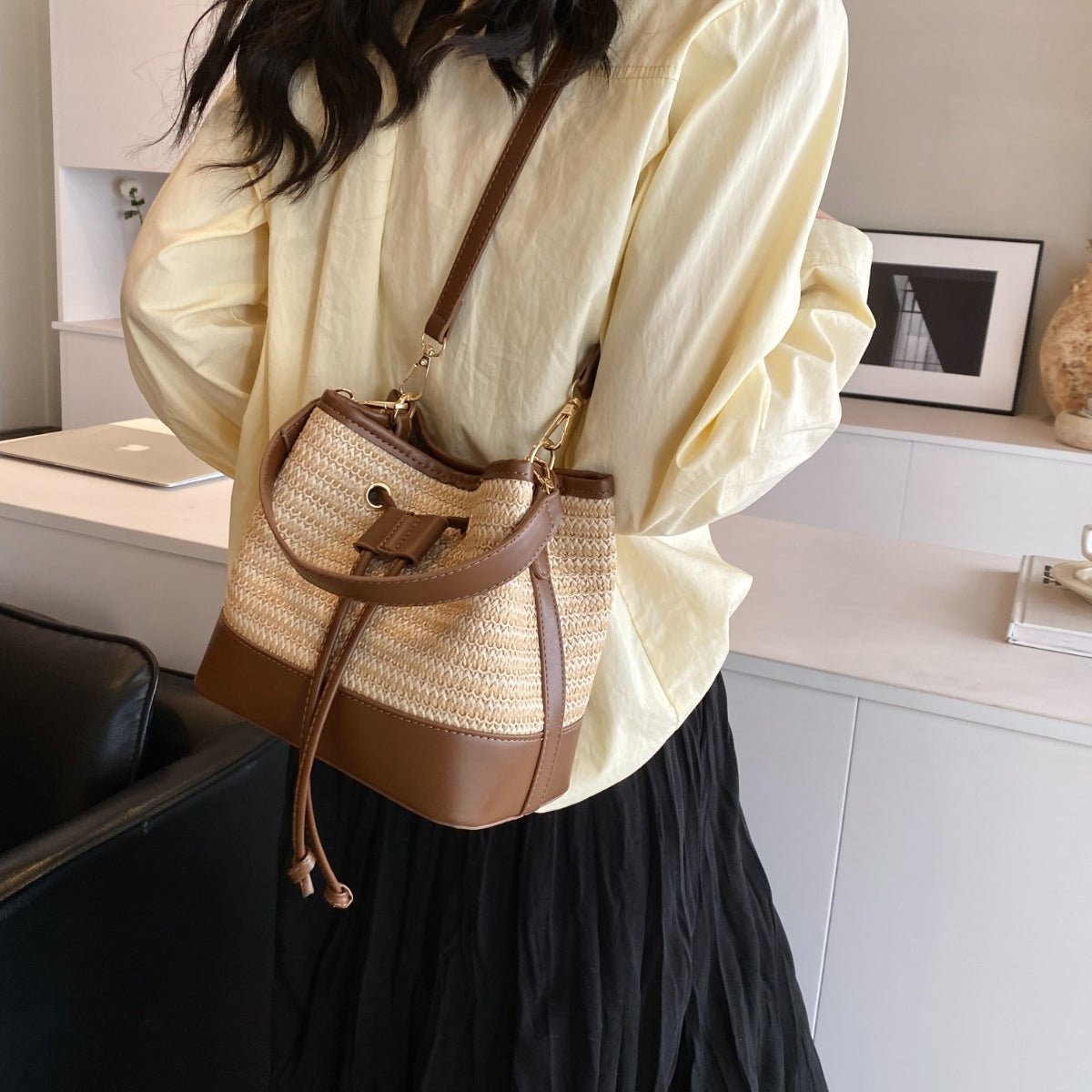 Straw Braided Shoulder Bag - AMVIM