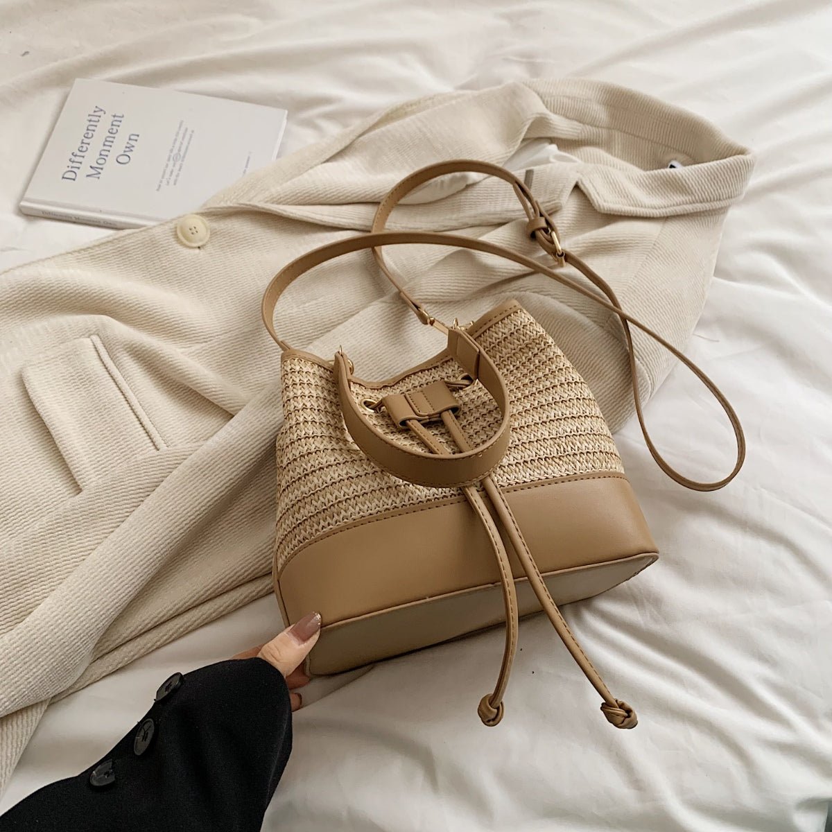 Straw Braided Shoulder Bag - AMVIM