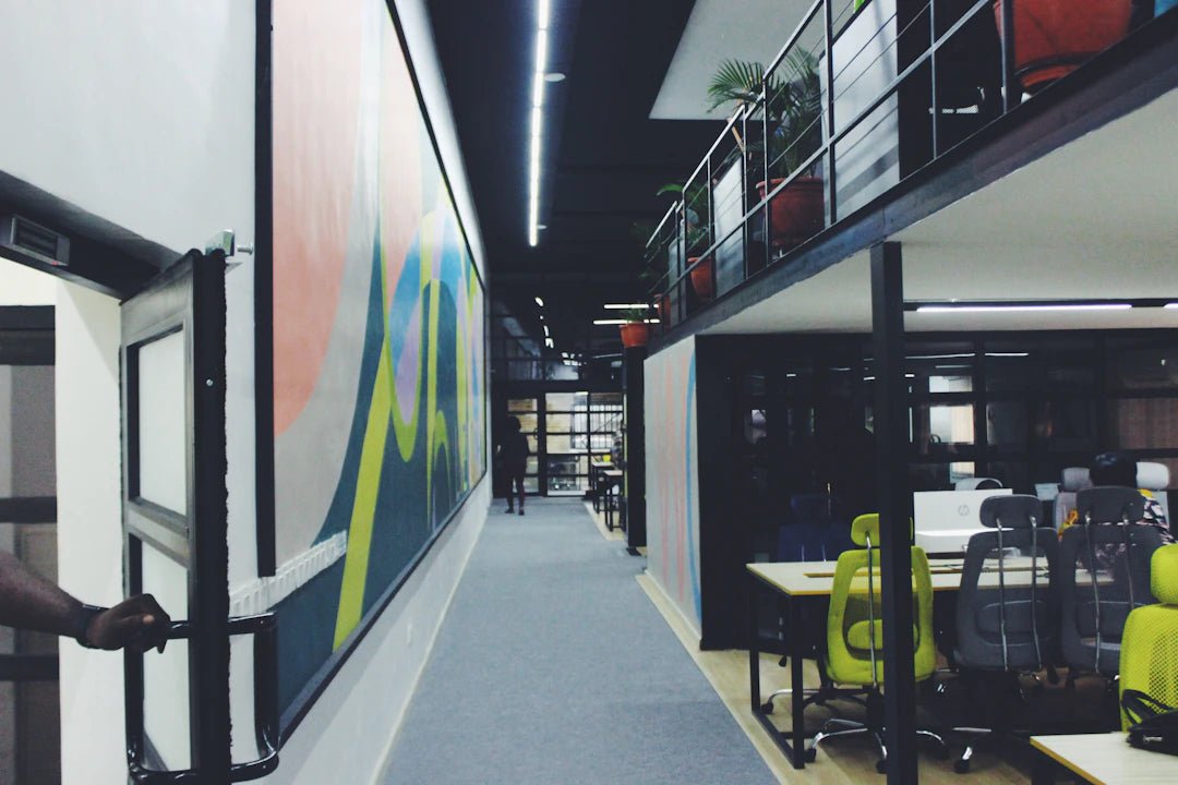 How Colors Influence Your Work Performance - AMVIM