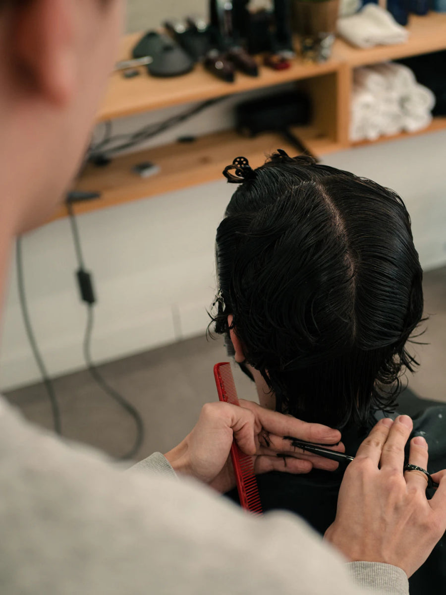 Smart Hairstyles for a Professional Edge - AMVIM