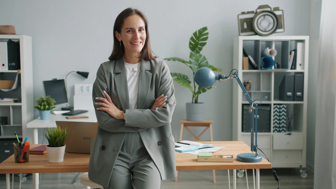 The Benefits of Tailoring Your Office Clothes - AMVIM