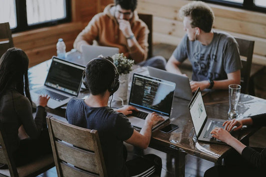 The Impact of Office Attire on Your Confidence - AMVIM