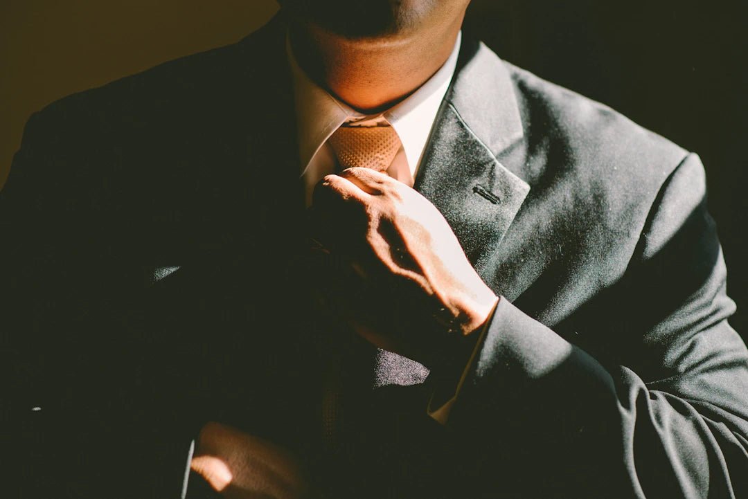 Trendy Pieces for a Confident Professional Look - AMVIM