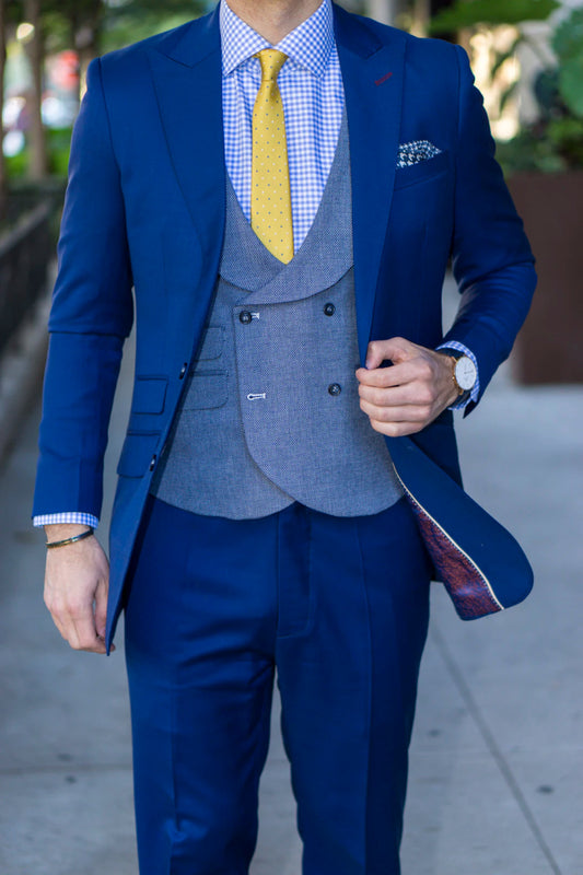 Unlocking the Power of Color Psychology in Professional Dressing - AMVIM