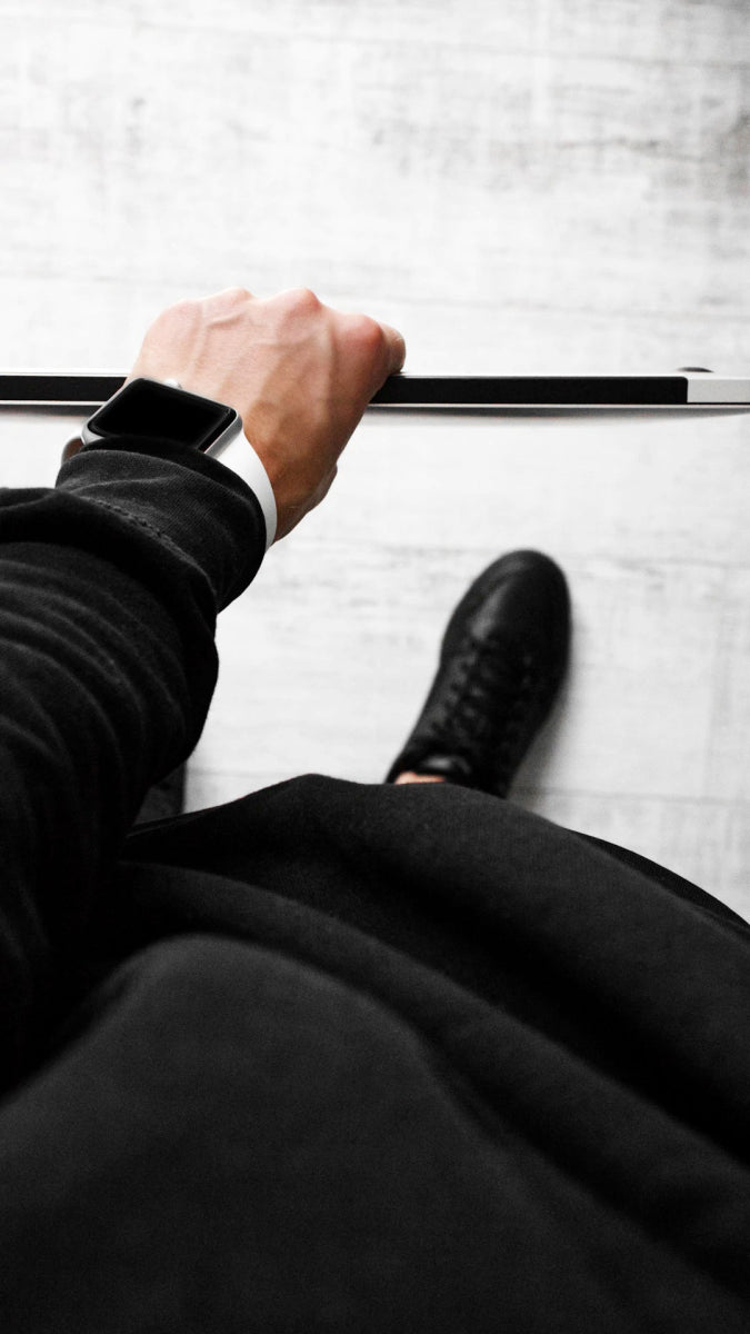 Visualizing Success: The Impact of Office Wear on Mindset - AMVIM