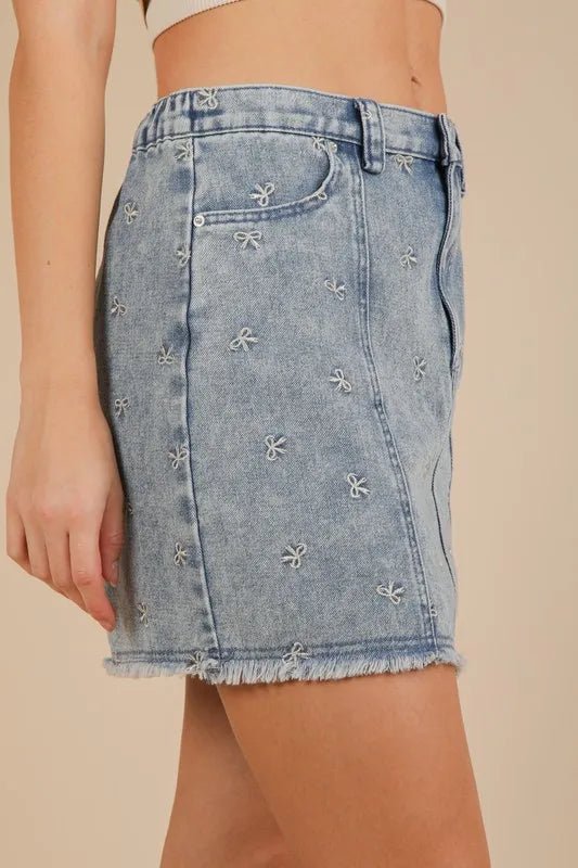 Bow Print Casual Denim Mini Skirt – Embroidered Raw Hem Style - AMVIM