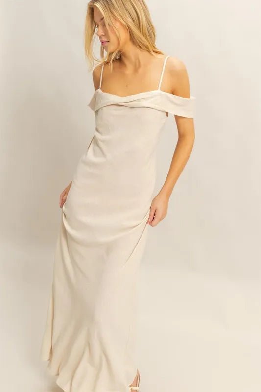 Flattering Fit Cami Maxi Dress for Elegant Summer Looks - AMVIM