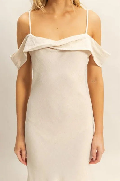 Flattering Fit Cami Maxi Dress for Elegant Summer Looks - AMVIM