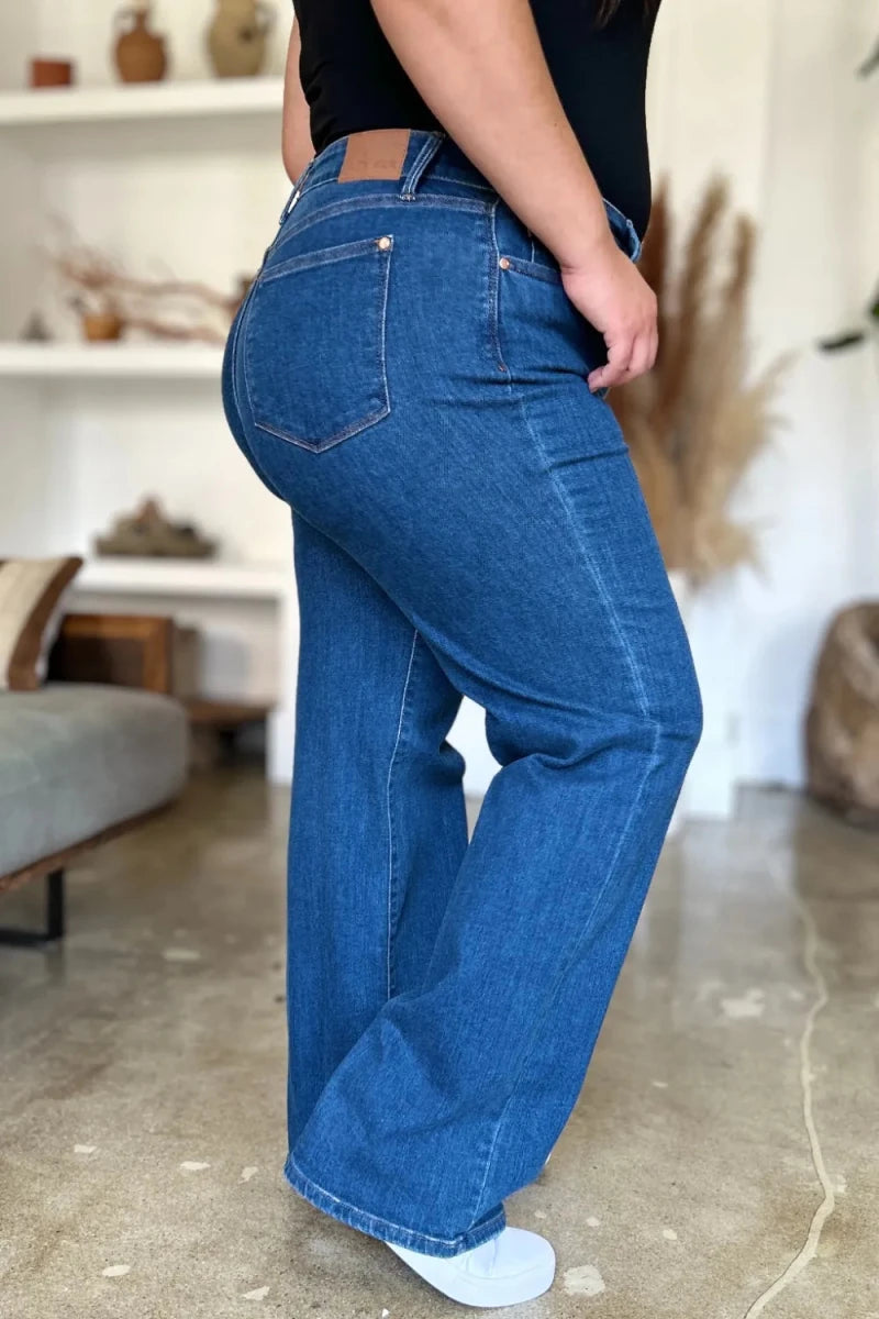 Judy Blue Full Size High Rise Straight Jeans - AMVIM