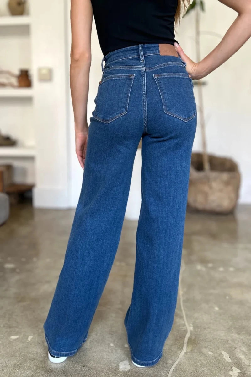 Judy Blue Full Size High Rise Straight Jeans - AMVIM