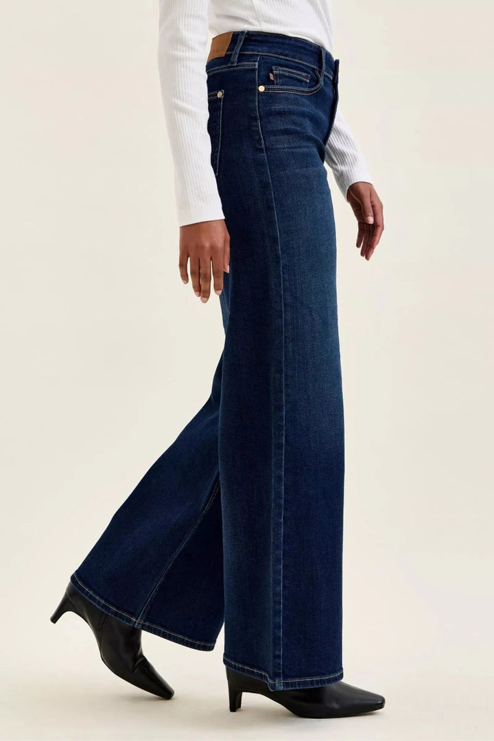 Judy Blue High-Waisted Wide-Leg Dark Wash Jeans - AMVIM