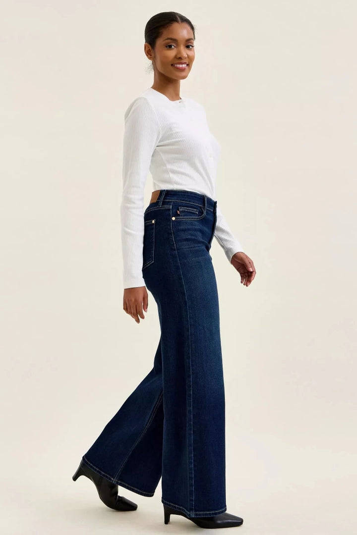 Judy Blue High-Waisted Wide-Leg Dark Wash Jeans - AMVIM