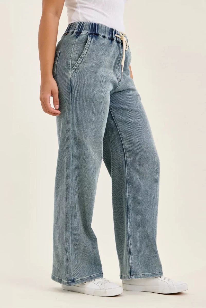 Judy Blue Hight Waist Wilhelmina Baggy Jeans with Md Aged Stone Blue Wash - AMVIM