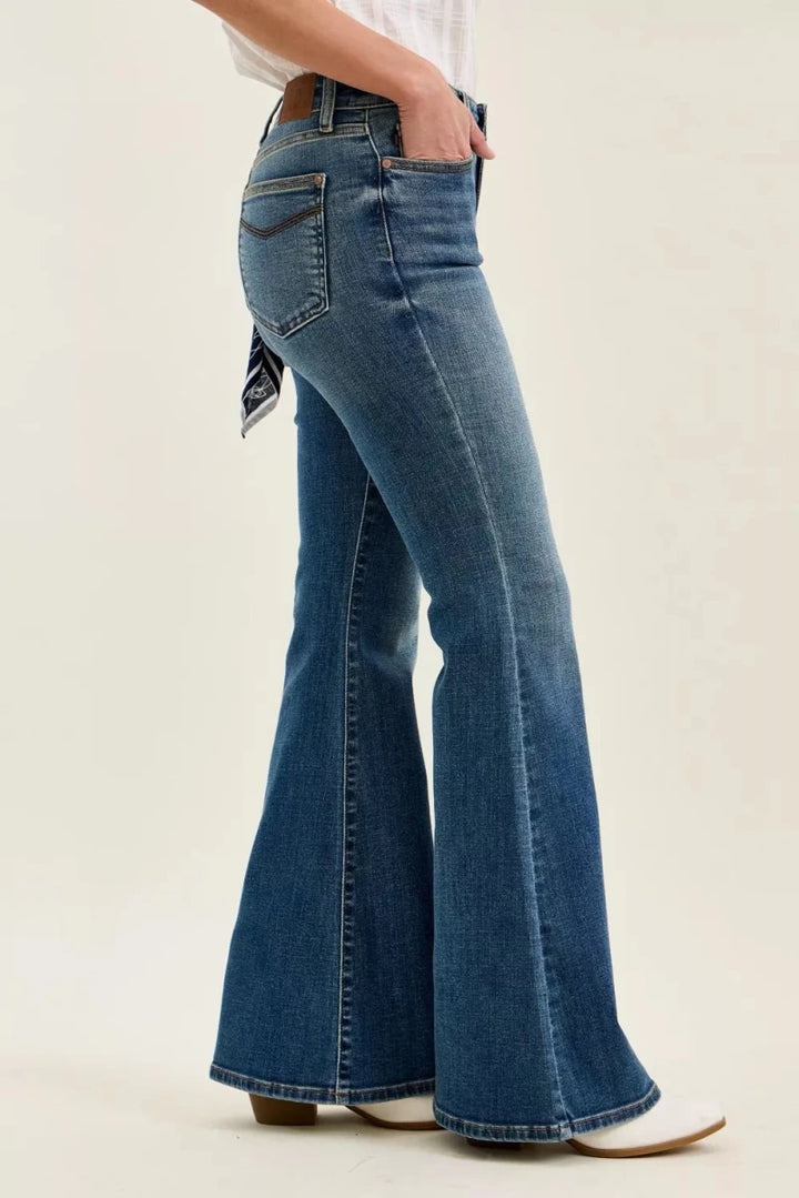 Judy Blue Mid Rise Jaqueline Flare with Triple Needle Back Pockets and Bandana Loop - AMVIM