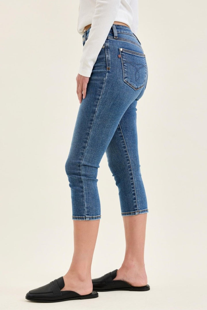 Judy Blue Mid - Rise Stretch Capri Jeans - AMVIM