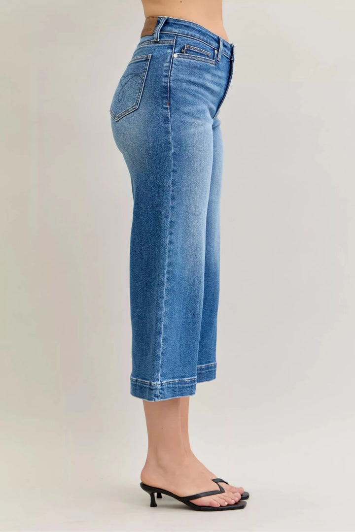 Judy Blue Mid Rise Wide Leg Crop Jeans - AMVIM