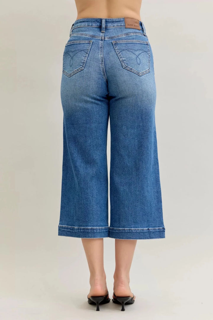 Judy Blue Mid Rise Wide Leg Crop Jeans - AMVIM