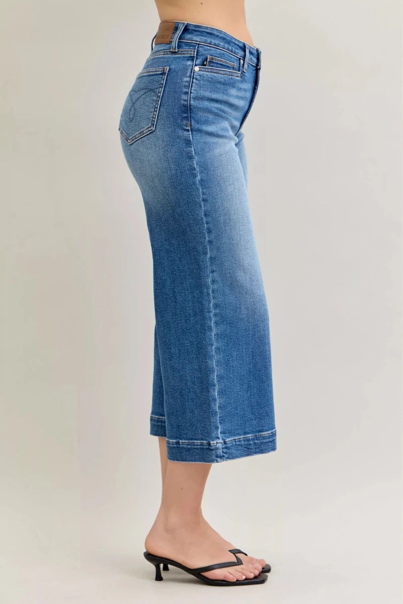 Judy Blue Mid Rise Wide Leg Crop Jeans - AMVIM