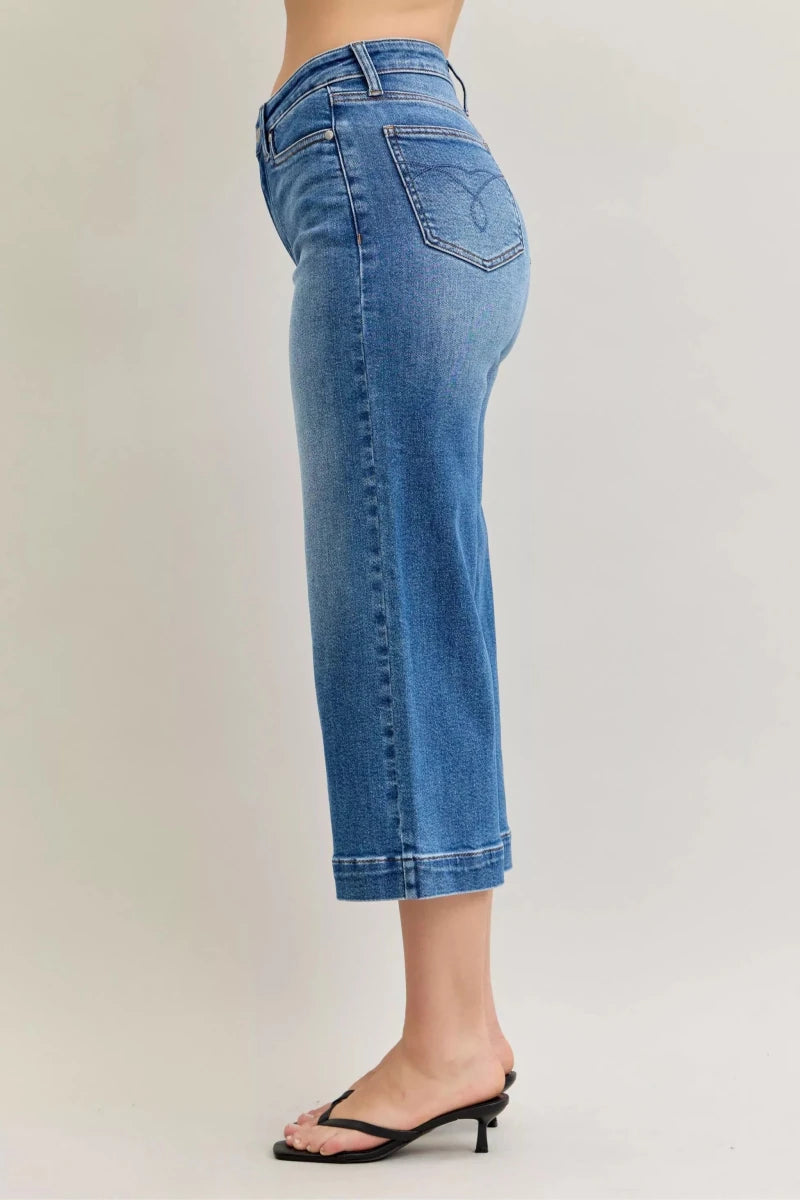 Judy Blue Mid Rise Wide Leg Crop Jeans - AMVIM