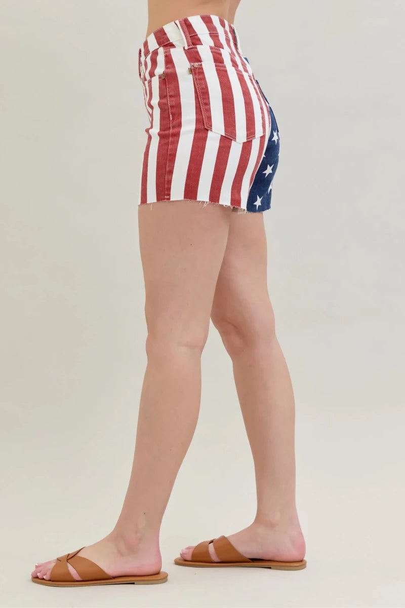 Judy Blue Plus Size High Waist Americana Flag Frayed Hem Shorts - AMVIM