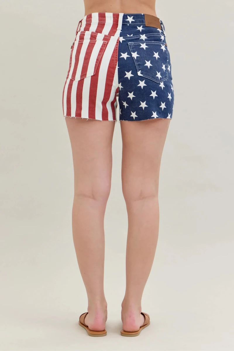 Judy Blue Plus Size High Waist Americana Flag Frayed Hem Shorts - AMVIM