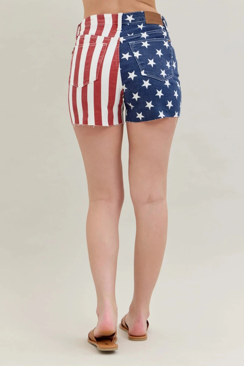 Judy Blue Plus Size High Waist Americana Flag Frayed Hem Shorts - AMVIM