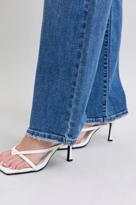 Judy Blue Plus Size High Waist V - Front Vintage Wash Straight Jeans - AMVIM