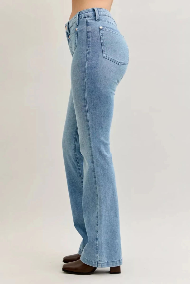 Judy Blue Plus Size Mid Rise Bootcut Jeans with Contrast Wash &amp; Front Pockets - AMVIM