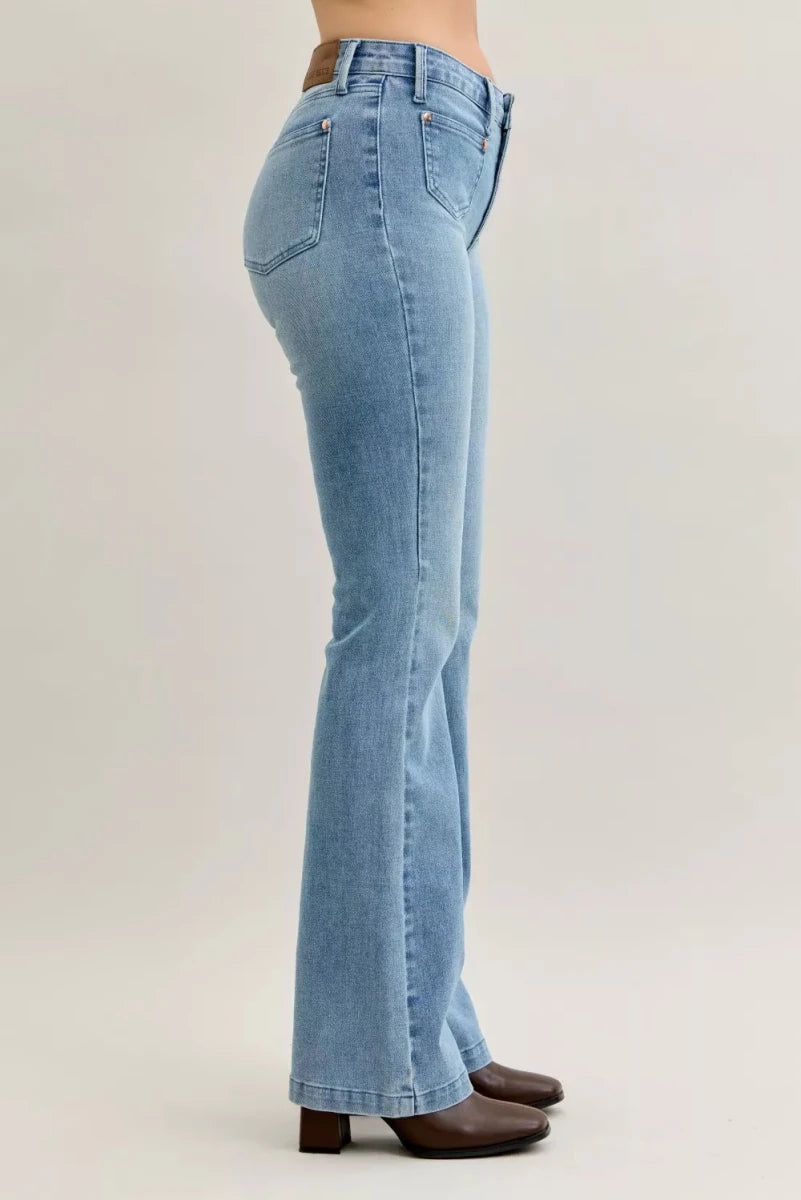 Judy Blue Plus Size Mid Rise Bootcut Jeans with Contrast Wash &amp; Front Pockets - AMVIM