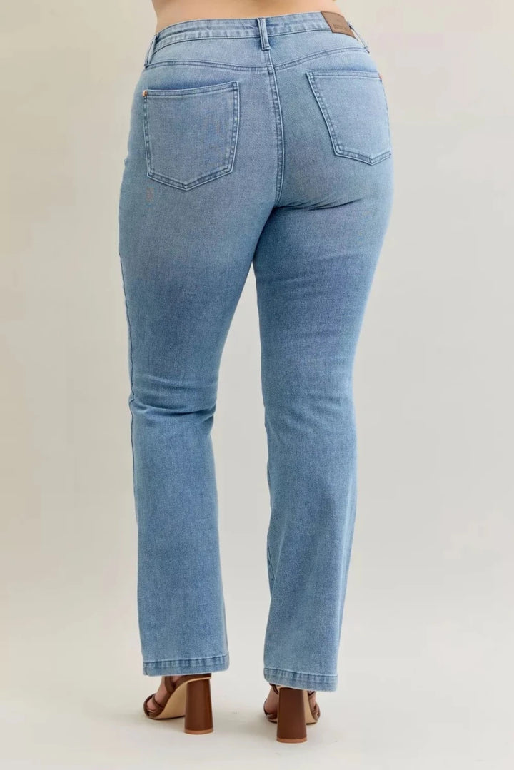 Judy Blue Plus Size Mid Rise Bootcut Jeans with Contrast Wash &amp; Front Pockets - AMVIM