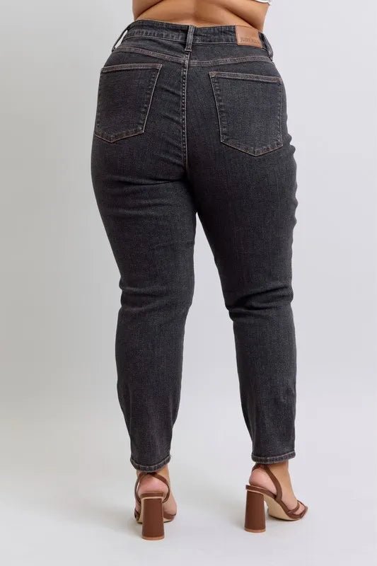 Judy Blue Plus Size Mid Rise Tummy Control Slim Jeans - AMVIM