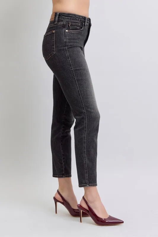 Judy Blue Plus Size Mid Rise Tummy Control Slim Jeans - AMVIM