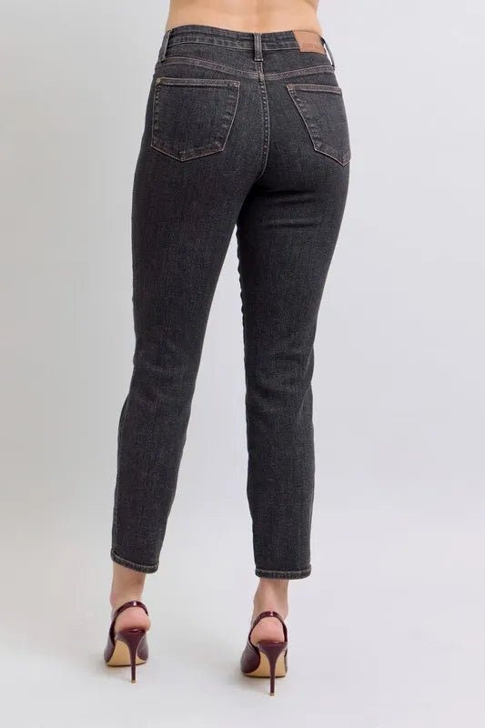 Judy Blue Plus Size Mid Rise Tummy Control Slim Jeans - AMVIM