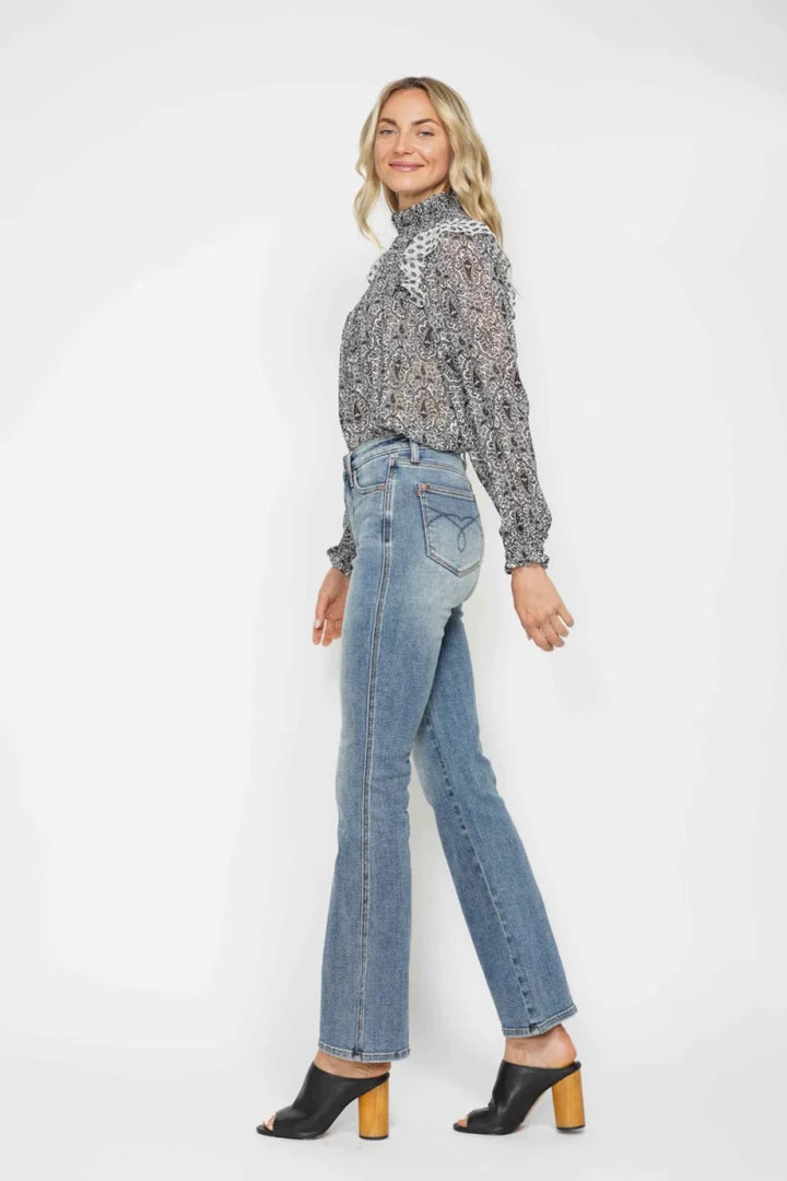 Judy Blue Plus Size Tummy Control Bootcut Jeans - High Waist - AMVIM