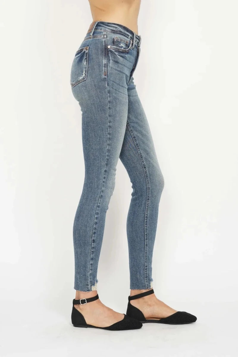 Judy Blue Plus Size Tummy Control Vintage Wash Distressed Skinny Jeans - AMVIM