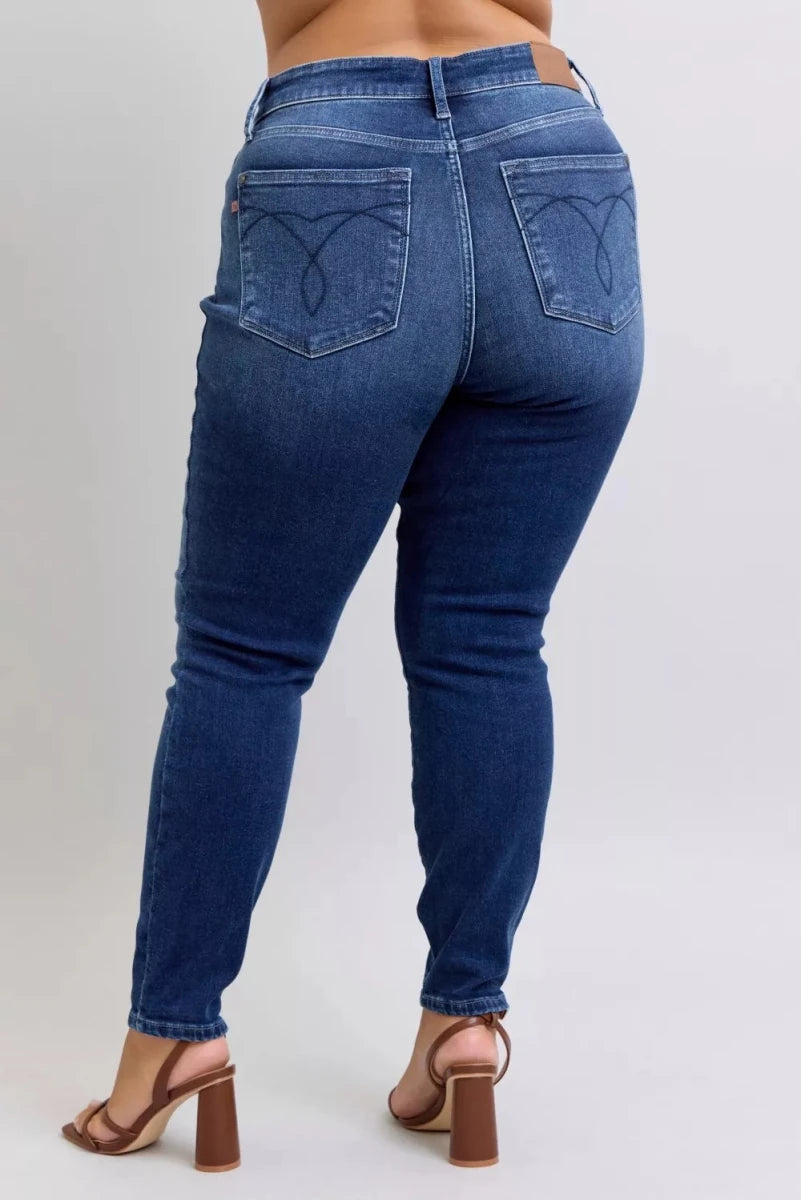Judy Blue Plus Size Washed Thermal Skinny Jeans - AMVIM