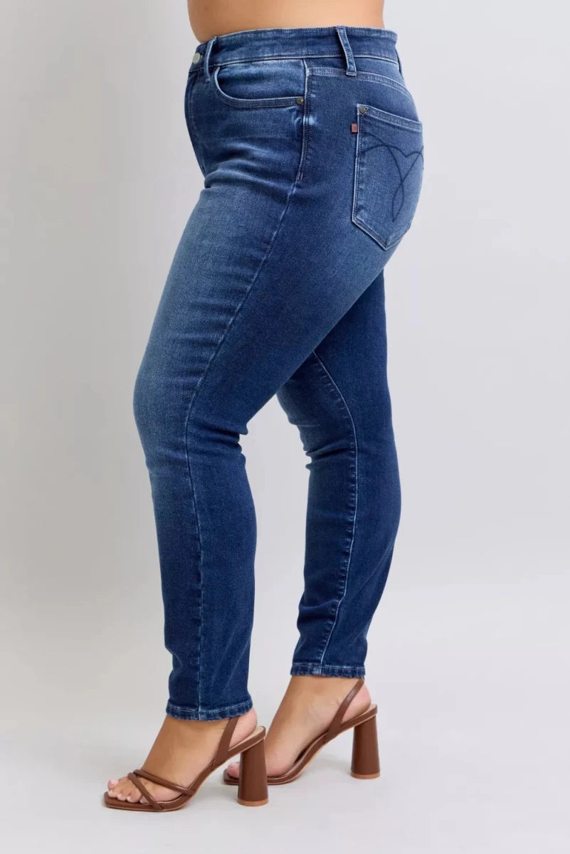 Judy Blue Plus Size Washed Thermal Skinny Jeans - AMVIM