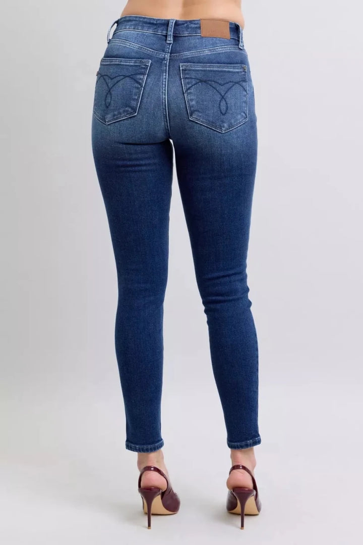 Judy Blue Plus Size Washed Thermal Skinny Jeans - AMVIM