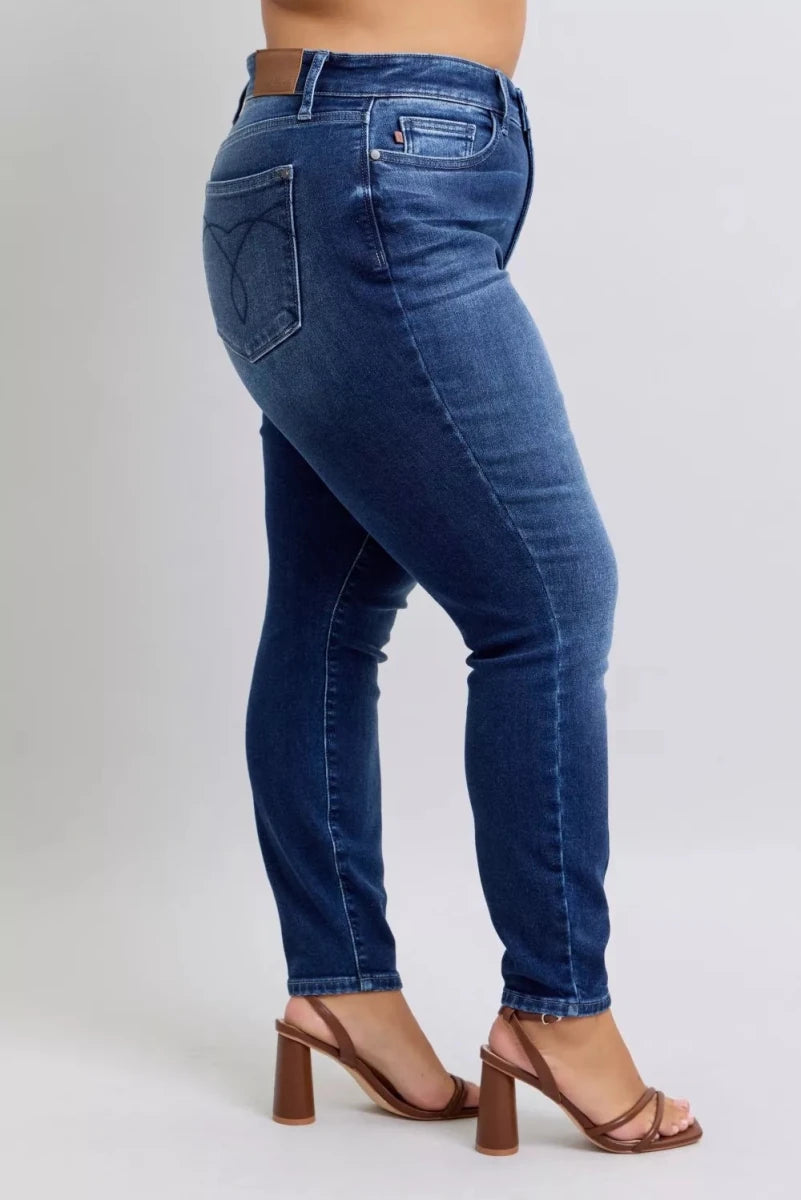 Judy Blue Plus Size Washed Thermal Skinny Jeans - AMVIM