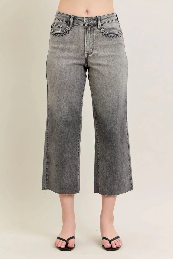 Judy Blue Plus Size Wide Leg Capri Jeans - AMVIM