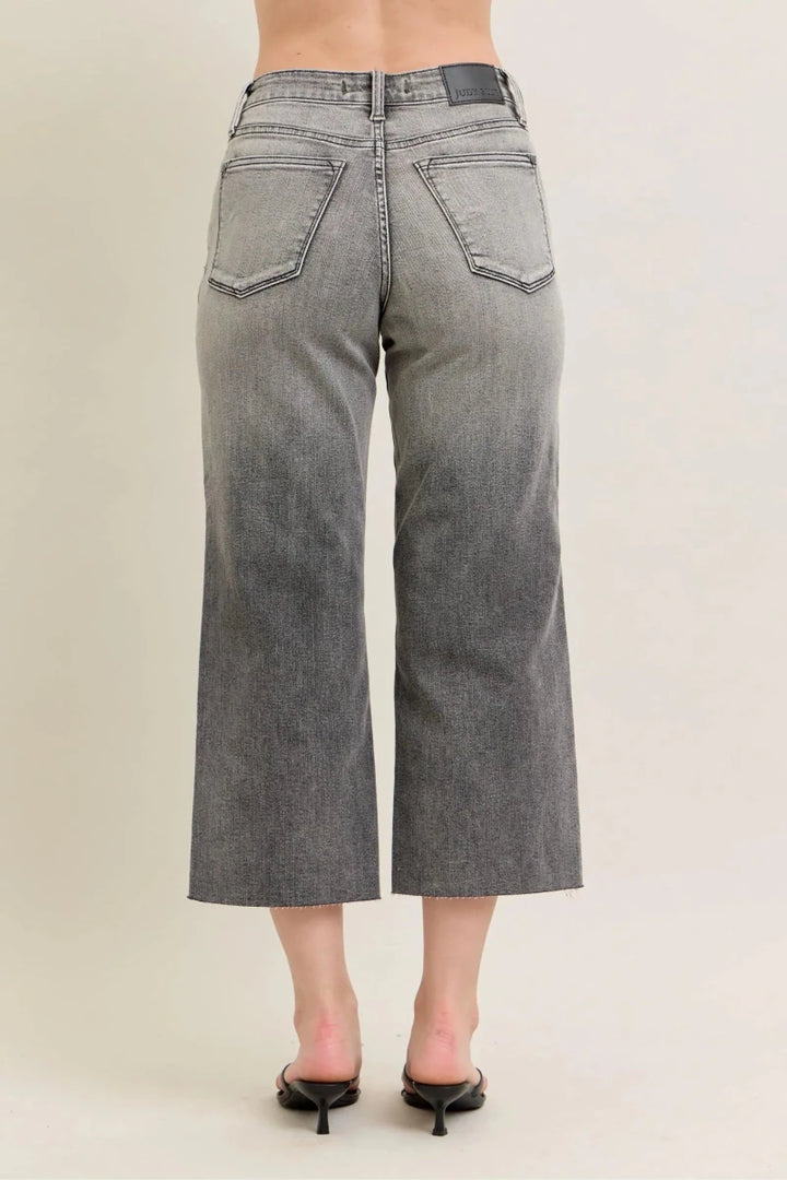 Judy Blue Plus Size Wide Leg Capri Jeans - AMVIM
