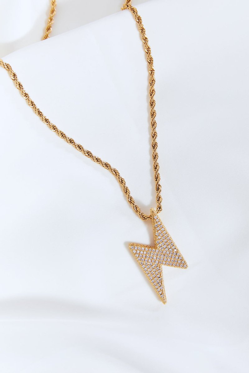 Twisted Chain Cubic Zirconia Necklace for Elegant Looks - AMVIM