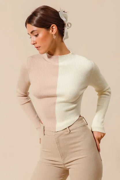 Womens Beige Ribbed Color Block Fitted Crop Sweater - AMVIM