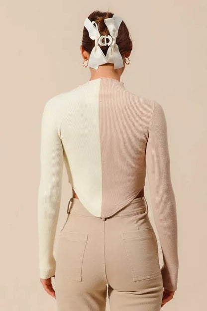 Womens Beige Ribbed Color Block Fitted Crop Sweater - AMVIM